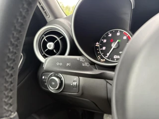 Alfa Romeo Giulia – thumbnail 26