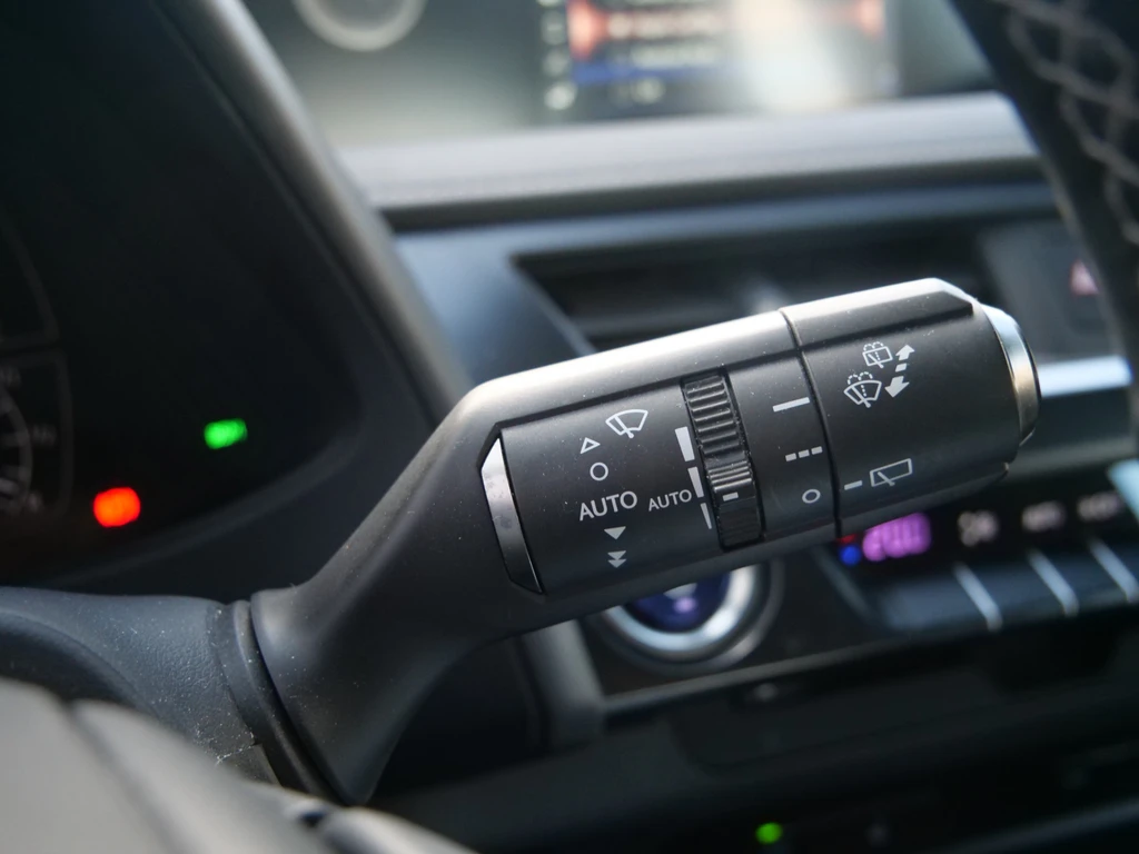 Lexus UX – foto 22