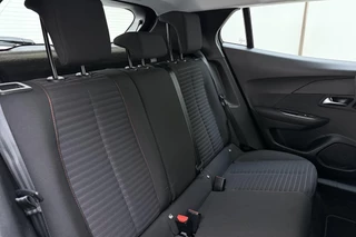 Peugeot 2008 – thumbnail 15