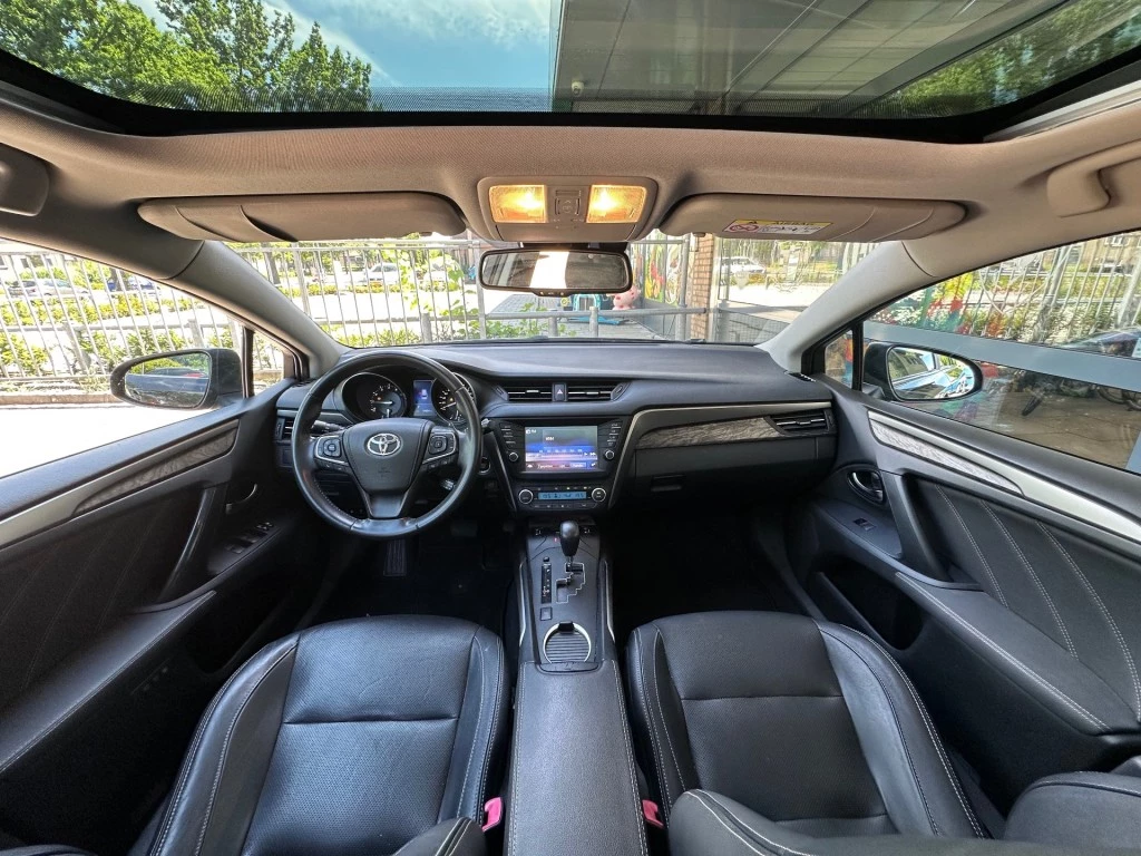 Toyota Avensis – foto 12