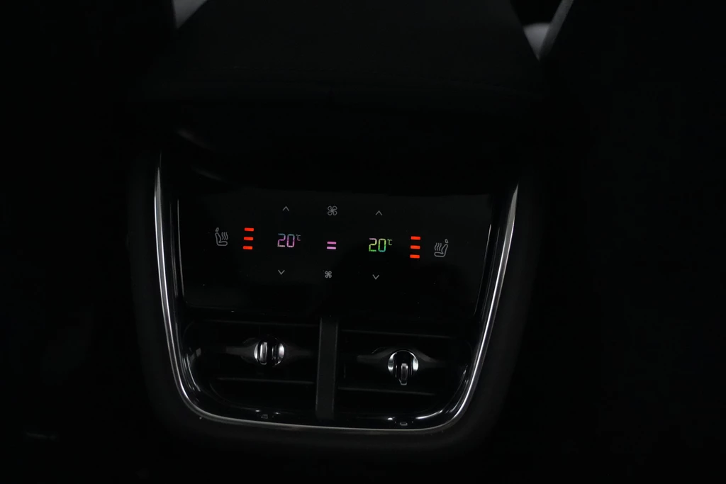 Volvo EX90 – foto 30