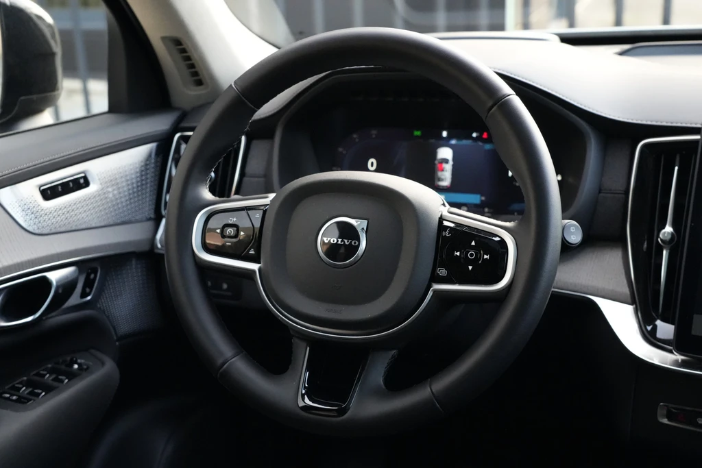 Volvo XC90 – foto 9