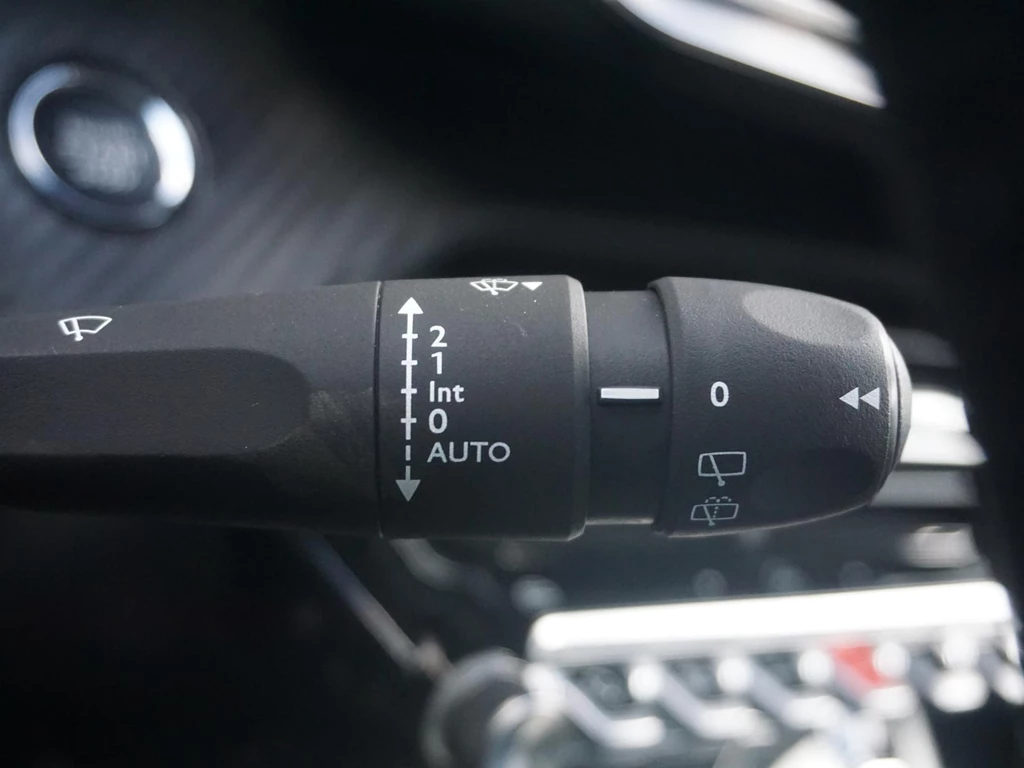 Peugeot 208 – foto 23