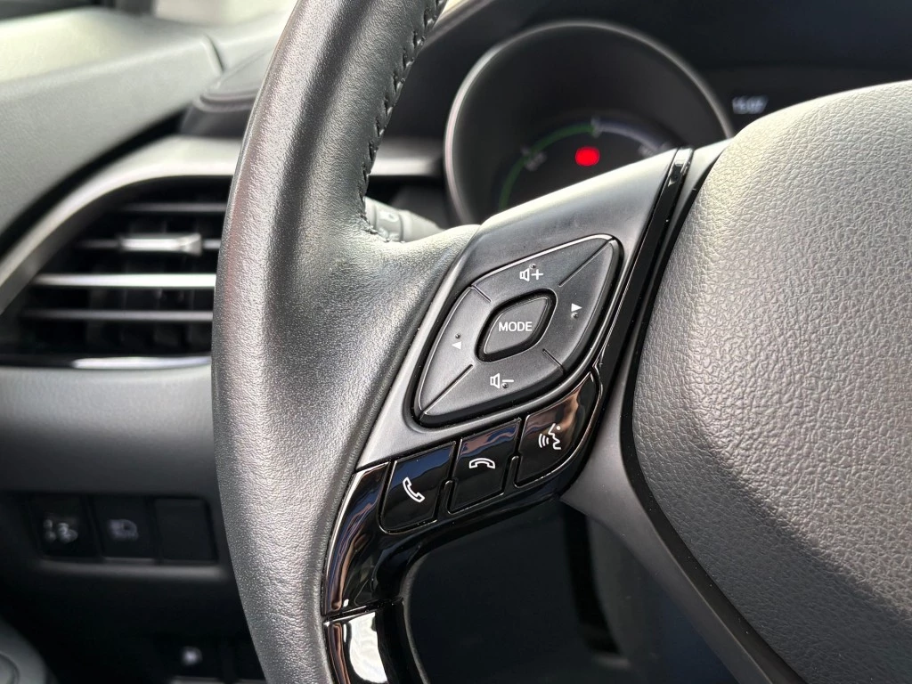 Toyota C-HR – foto 16