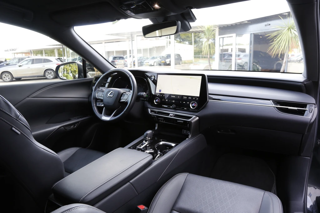 Lexus RX – foto 22