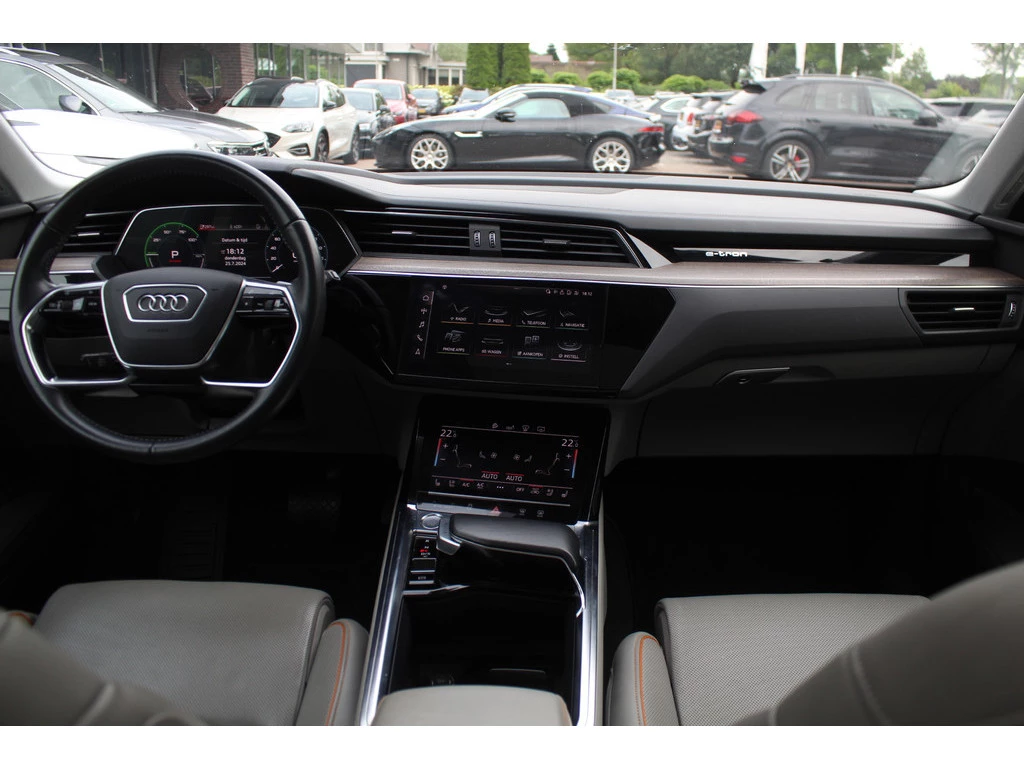 Audi e-tron – foto 9