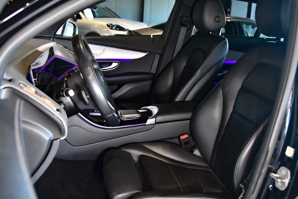 Mercedes-Benz EQC – foto 15