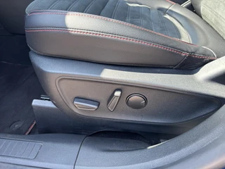 Ford Kuga – thumbnail 16