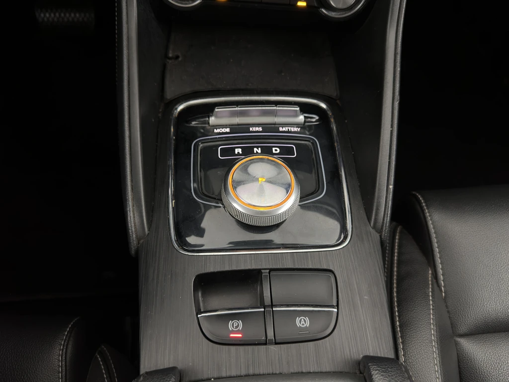 MG ZS EV – foto 18