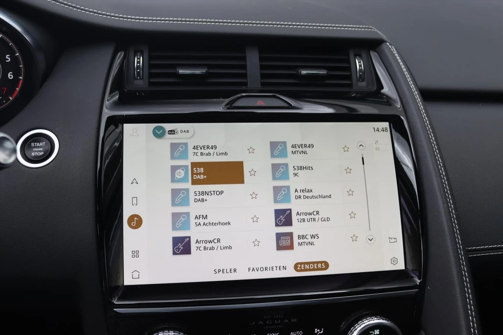 Jaguar E-PACE – foto 28