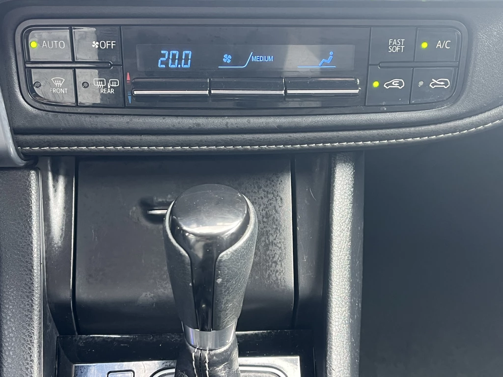 Toyota Auris – foto 18