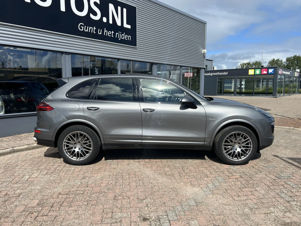 Porsche Cayenne – foto 8
