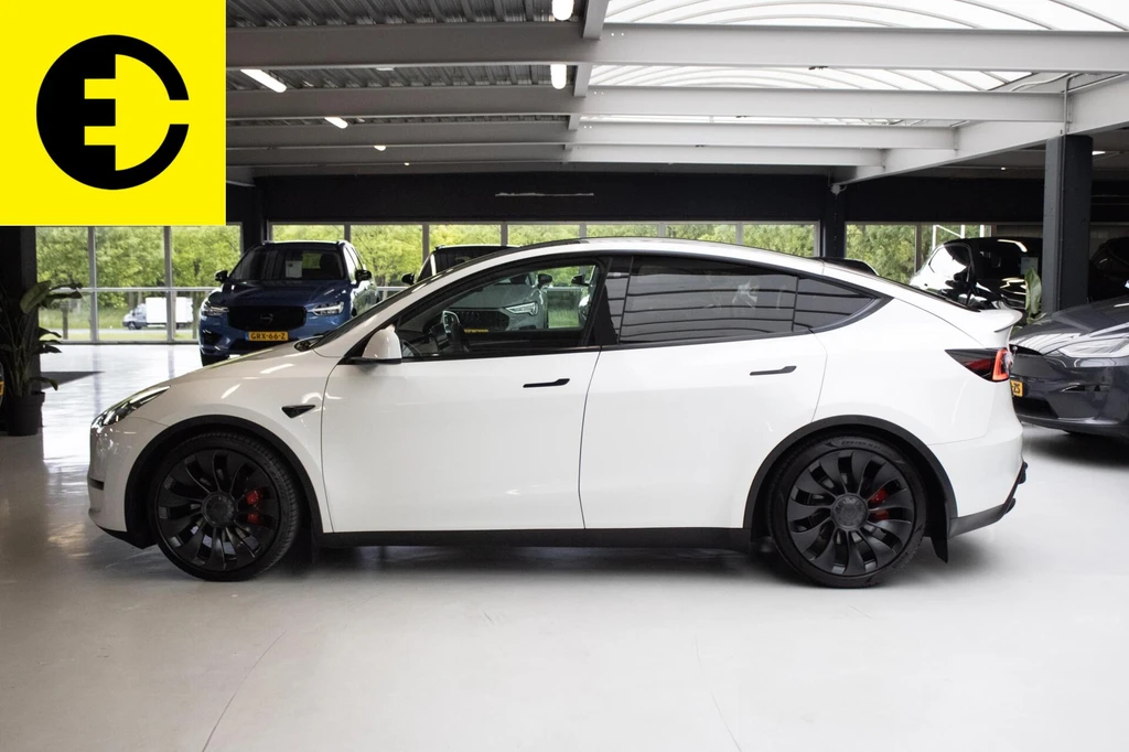 Tesla Model Y – foto 2