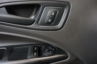 Ford Transit Connect – thumbnail 16