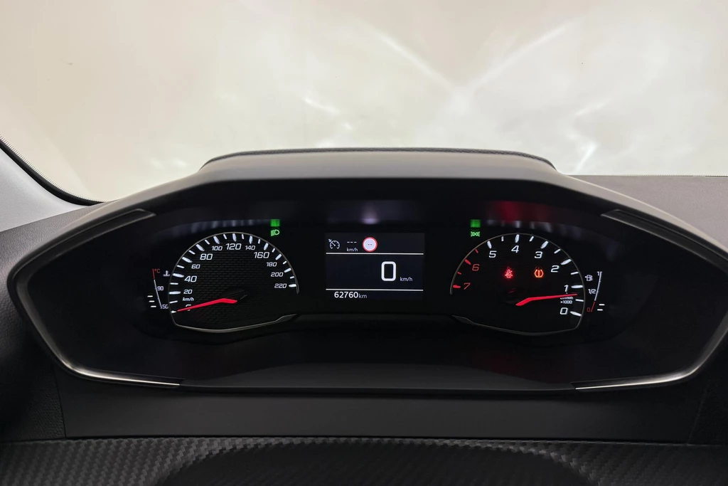 Peugeot 208 – foto 18