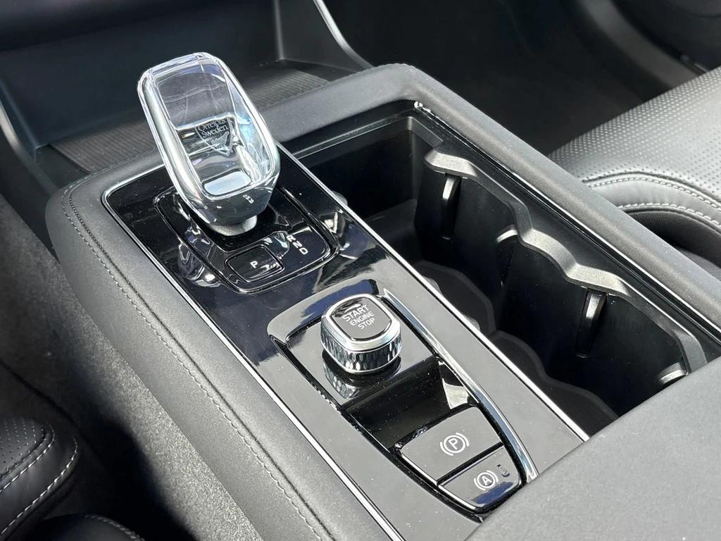 Volvo XC90 – foto 20