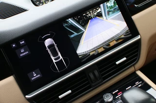 Porsche Cayenne – thumbnail 24