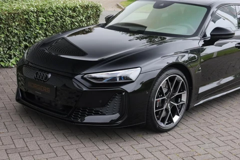 Audi e-tron GT RS Carbon l Pano l Massage l Vierwielsturing