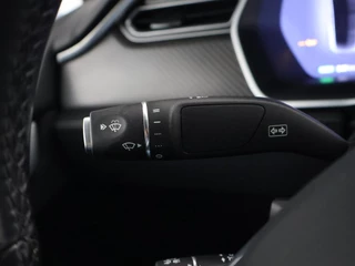 Tesla Model X – thumbnail 73