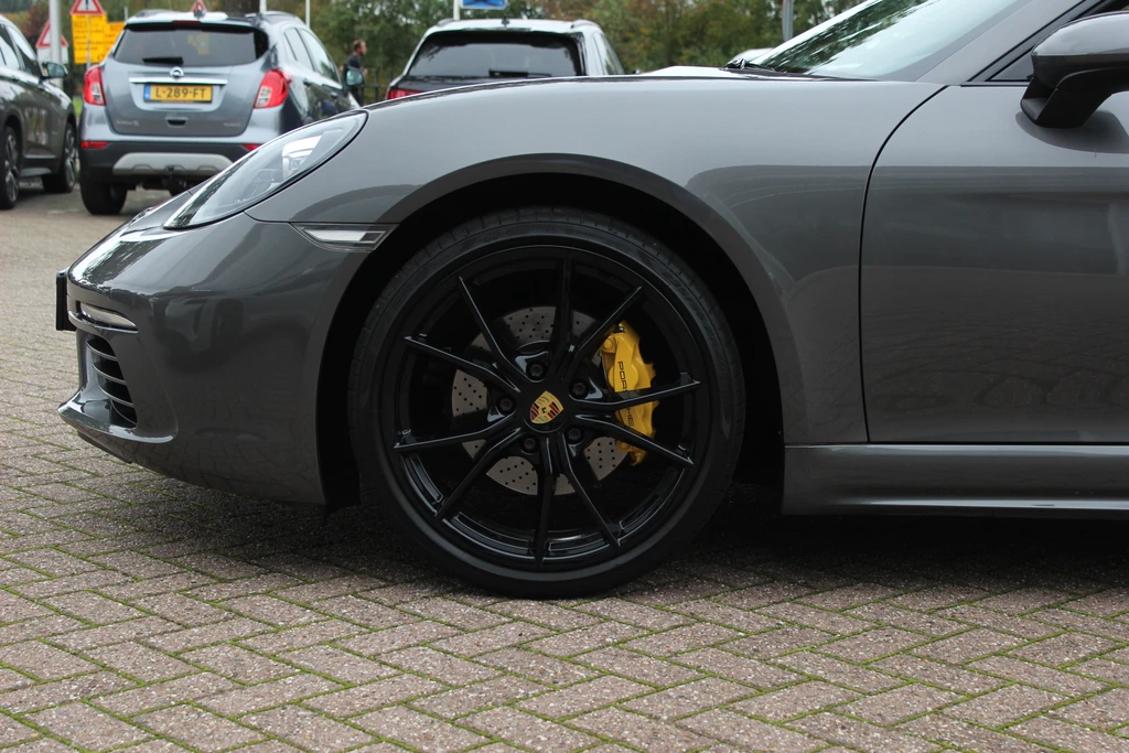 Porsche 718 – foto 15