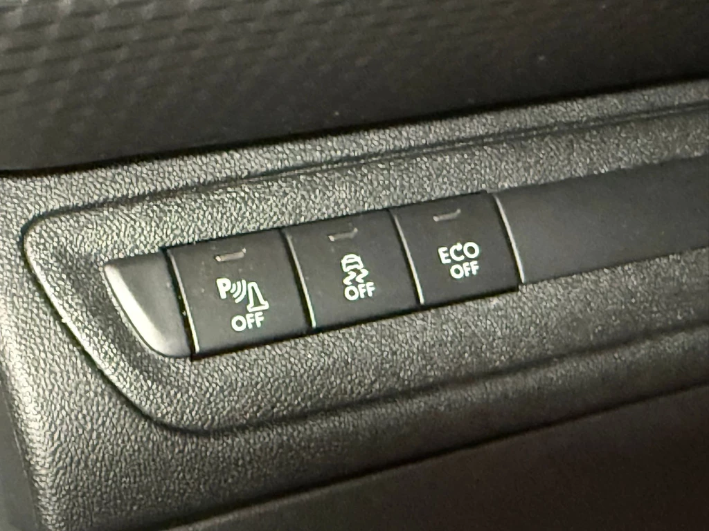 Peugeot 208 – foto 30