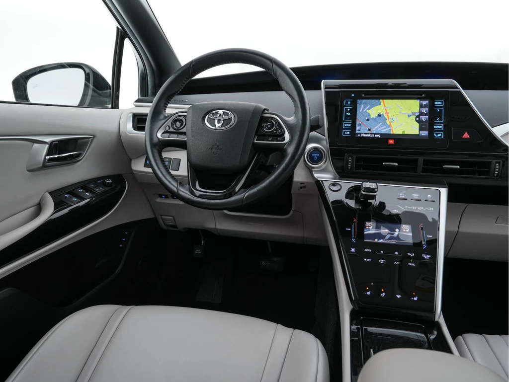 Toyota Mirai – foto 7
