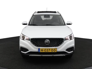 MG ZS EV – thumbnail 9
