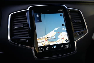 Volvo XC90 – thumbnail 17