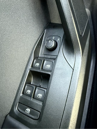 SEAT Leon – thumbnail 14