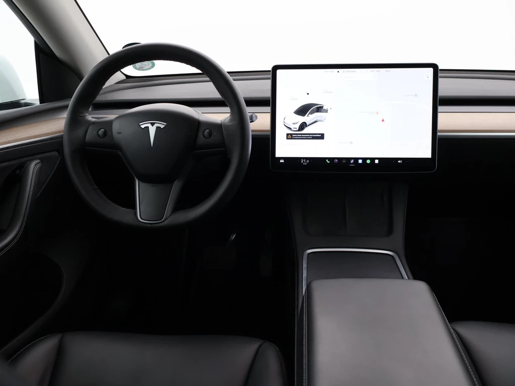 Tesla Model Y – foto 8