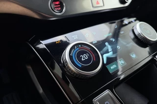 Jaguar I-PACE – thumbnail 32