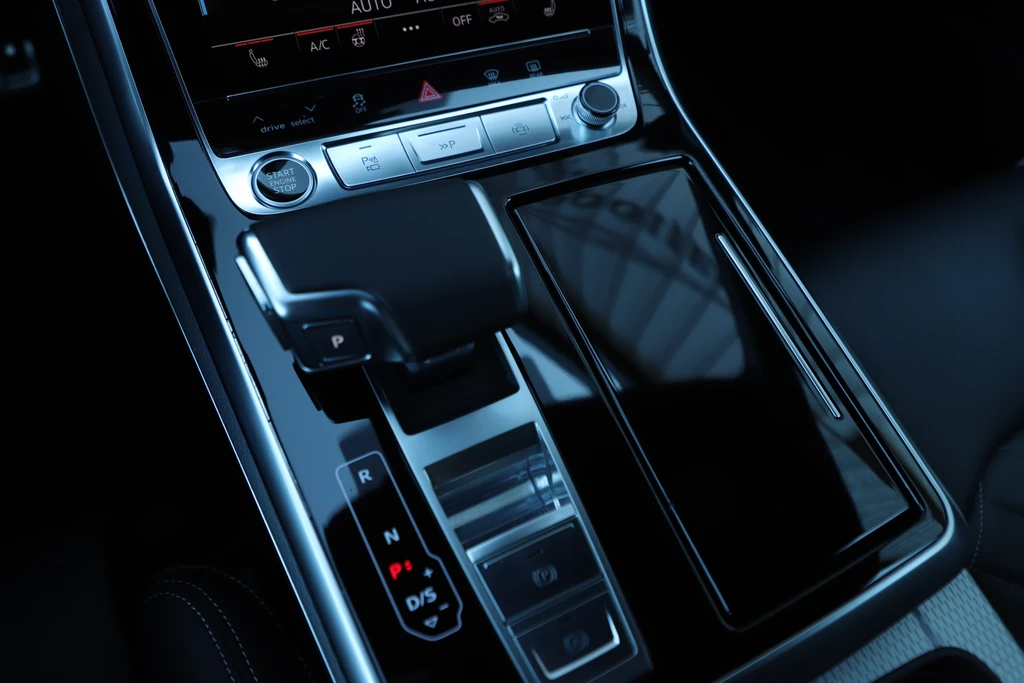 Audi Q8 – foto 33