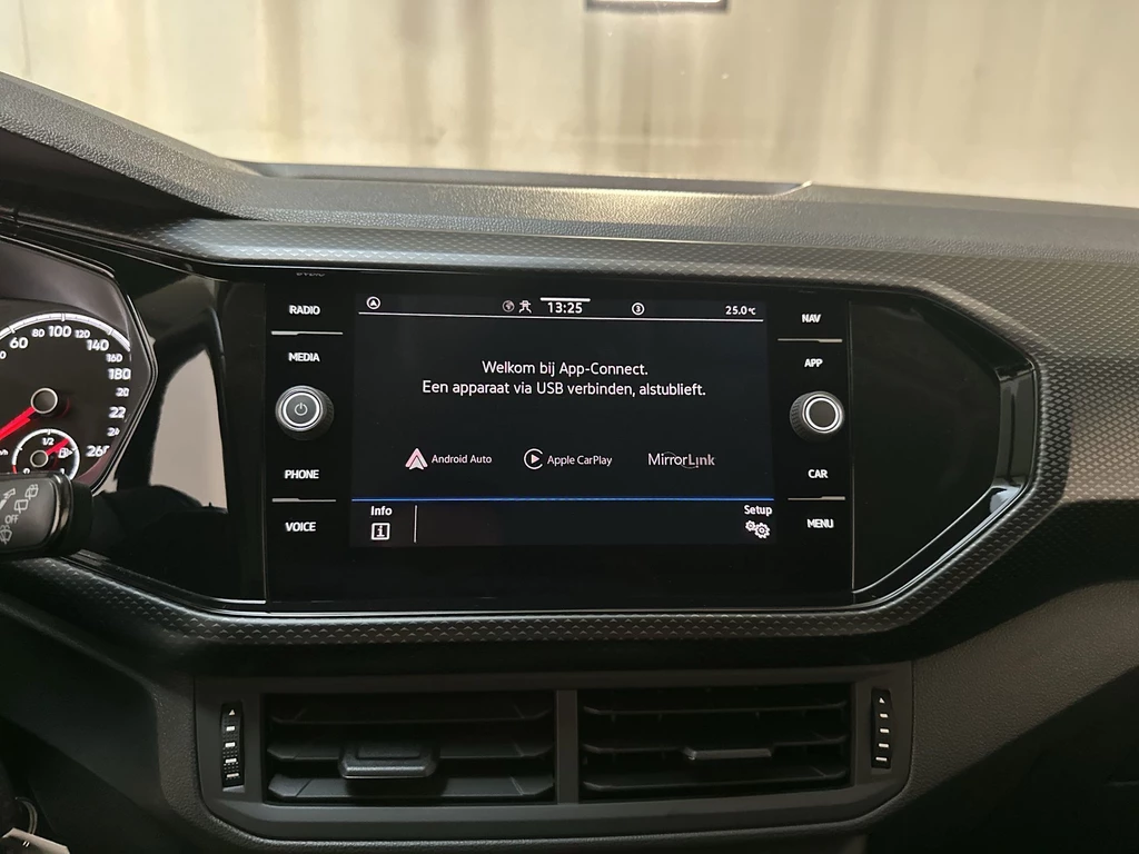Volkswagen T-Cross – foto 22