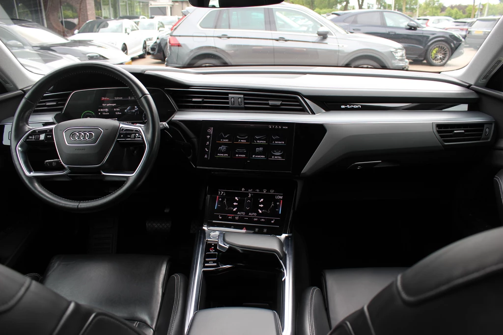 Audi e-tron – foto 11