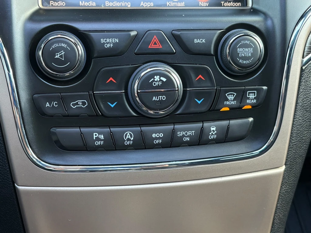 Jeep Grand Cherokee – foto 11