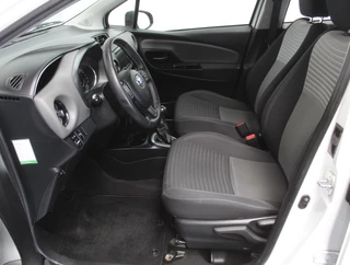 Toyota Yaris – thumbnail 42