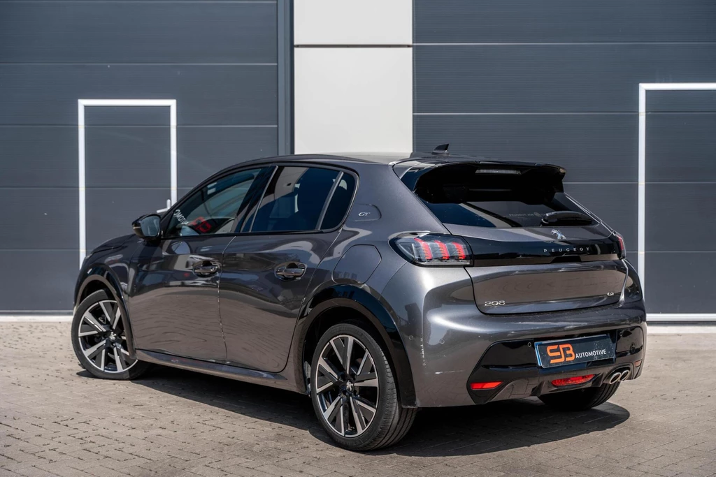 Peugeot 208 – foto 3