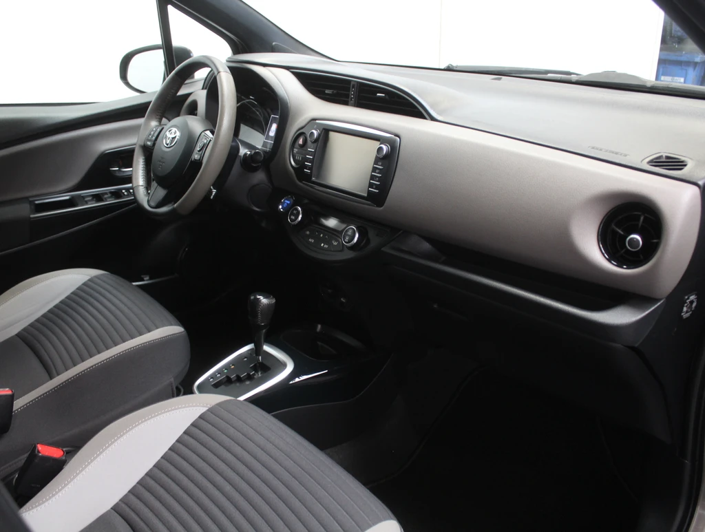 Toyota Yaris – foto 14