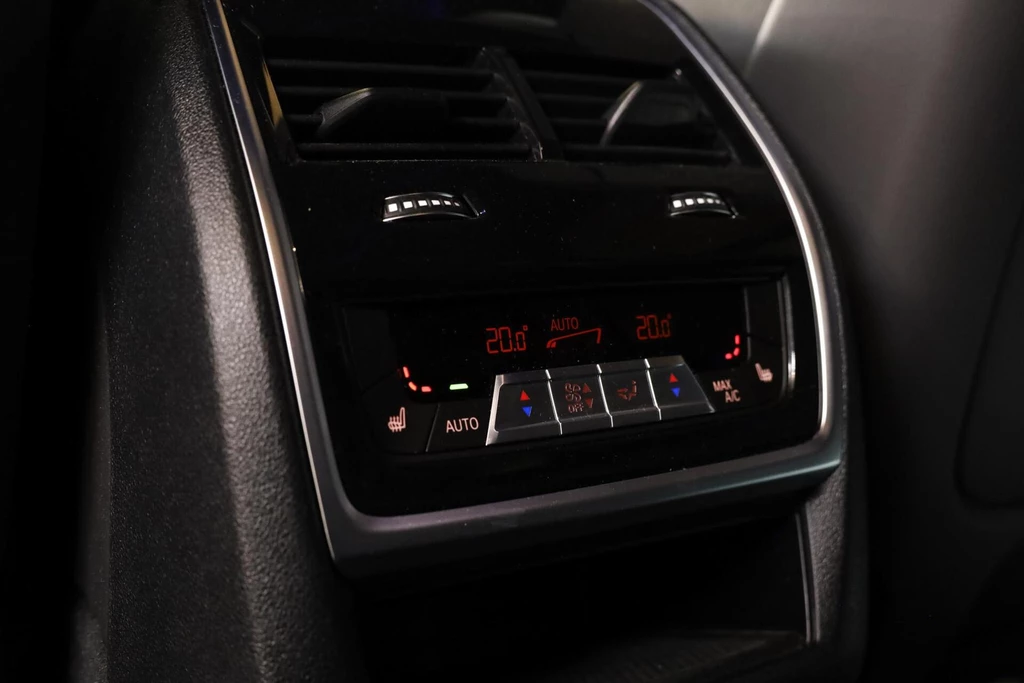 BMW XM – foto 15