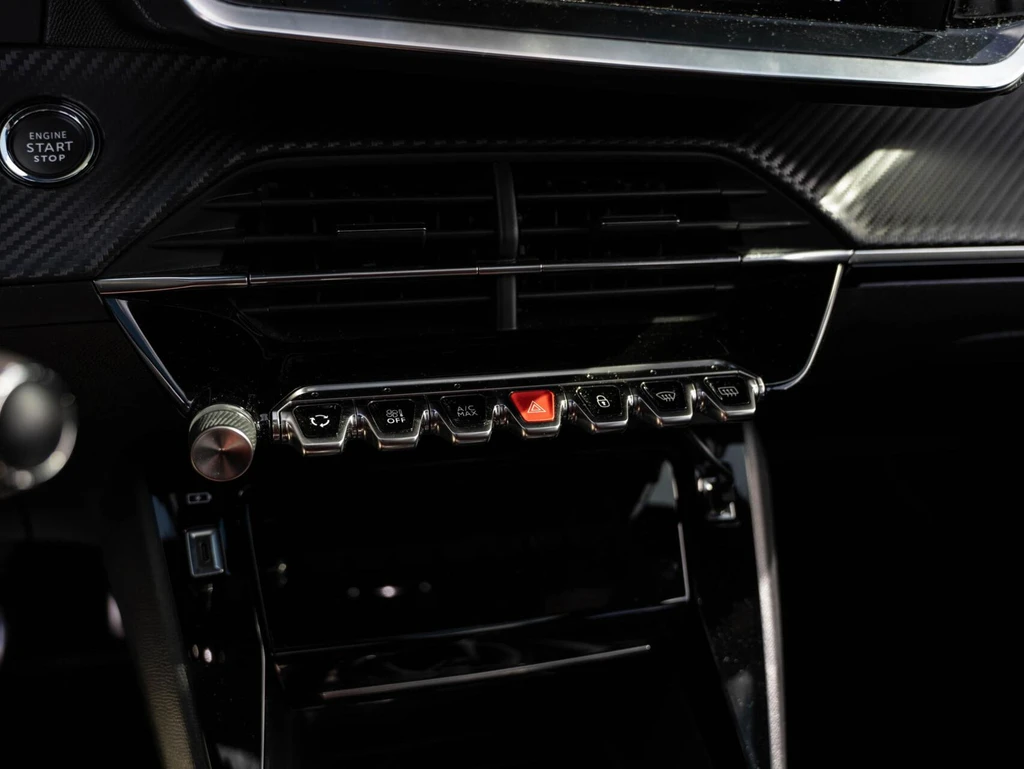 Peugeot 208 – foto 26