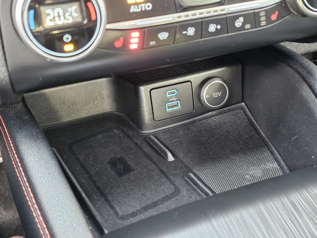 Ford Kuga – foto 28