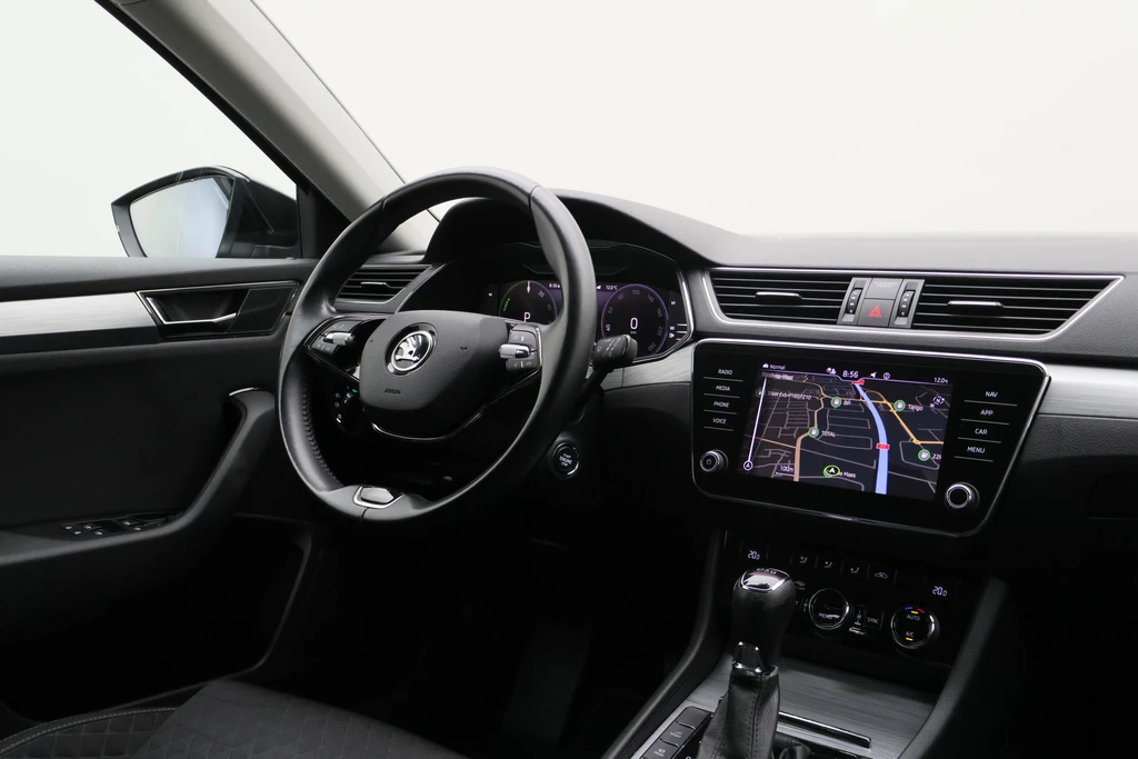 Škoda Superb – foto 30