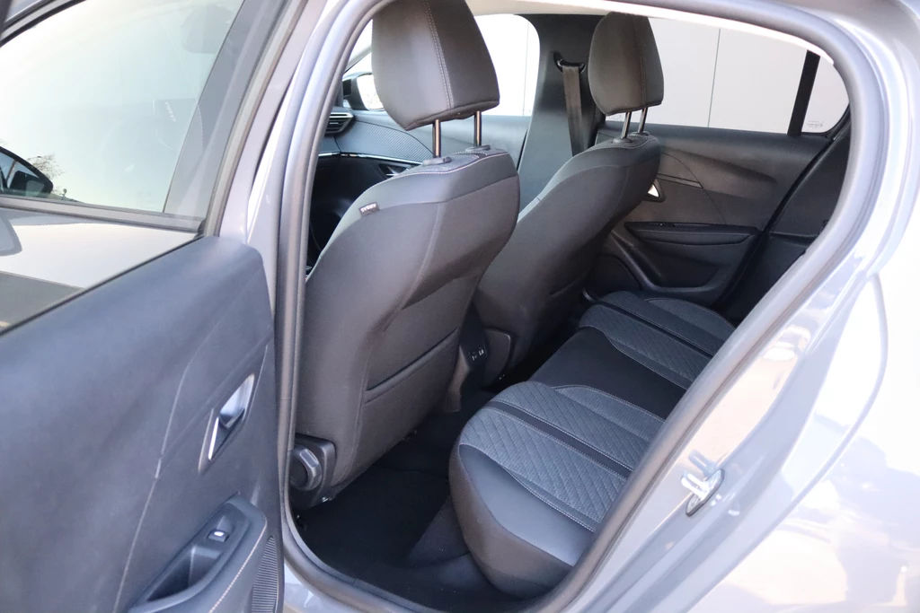 Peugeot 208 – foto 14