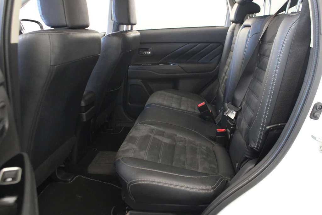 Mitsubishi Outlander – foto 14