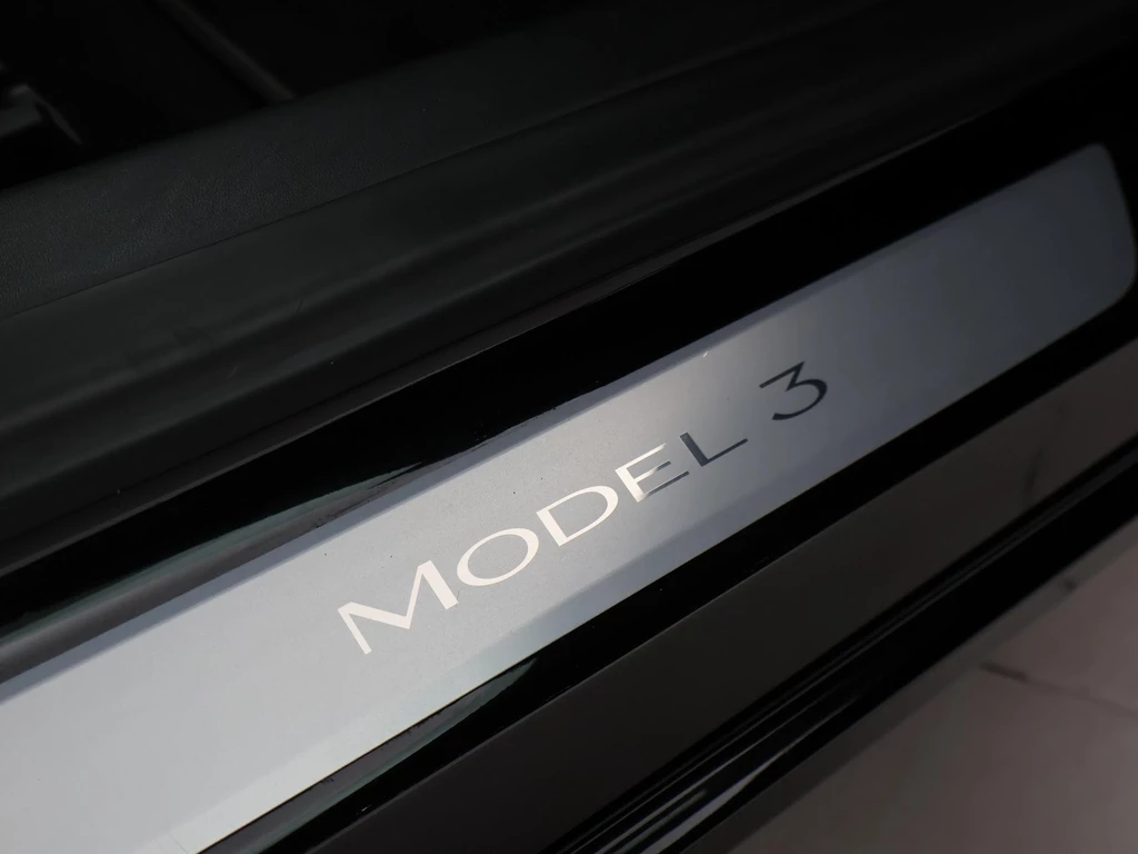 Tesla Model 3 – foto 24