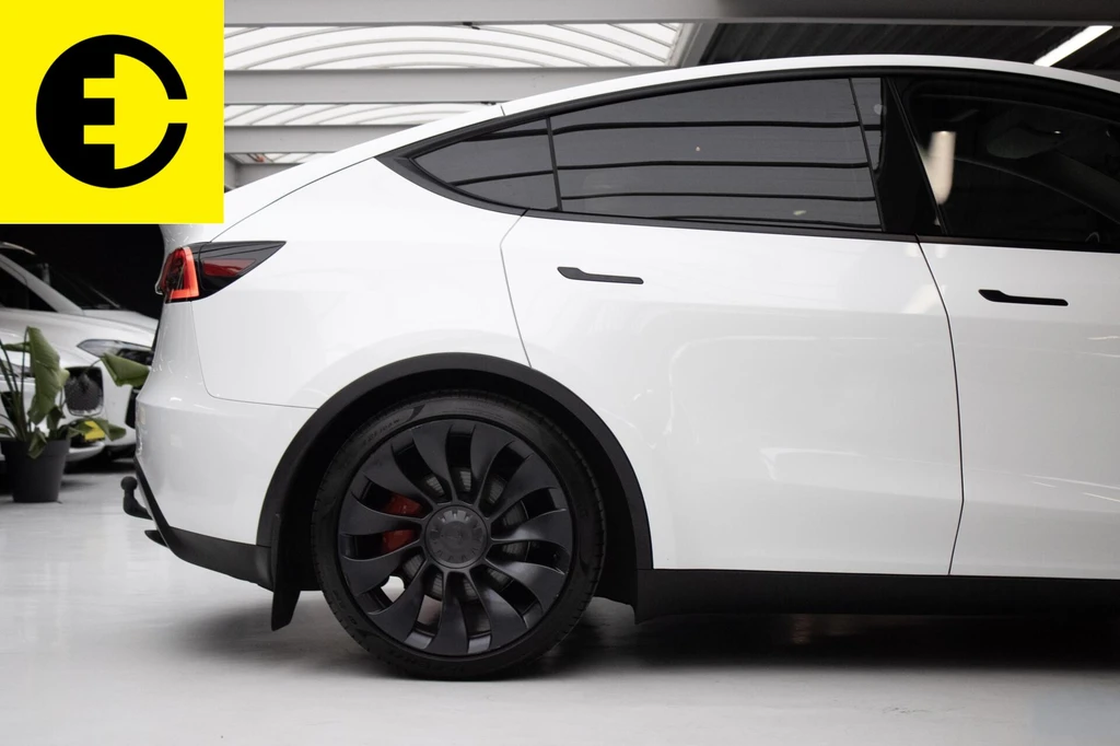 Tesla Model Y – foto 36
