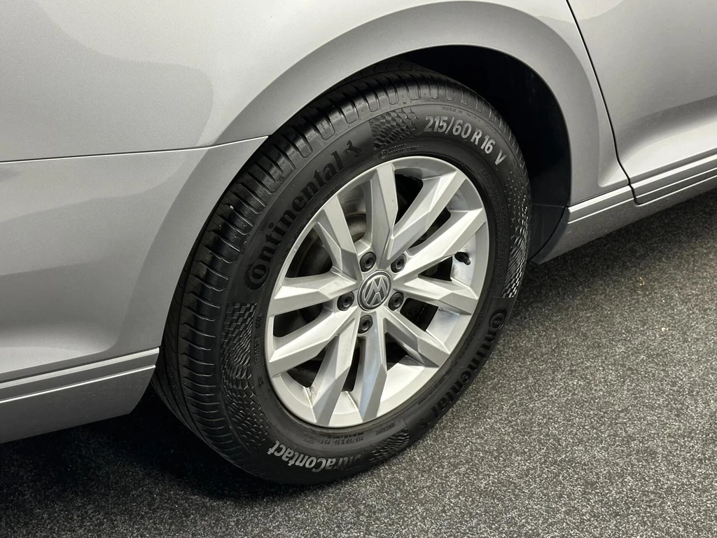 Volkswagen Passat – foto 10