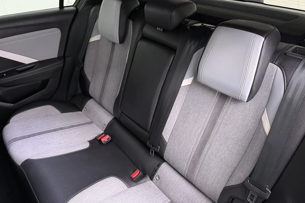 Opel Astra – foto 10