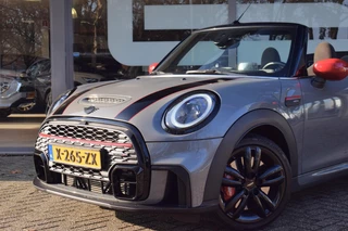 MINI Cooper Cabrio – thumbnail 2