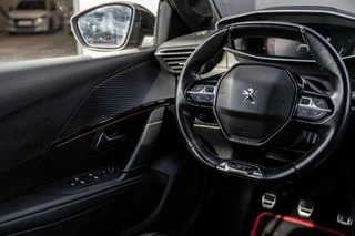 Peugeot 208 – thumbnail 12